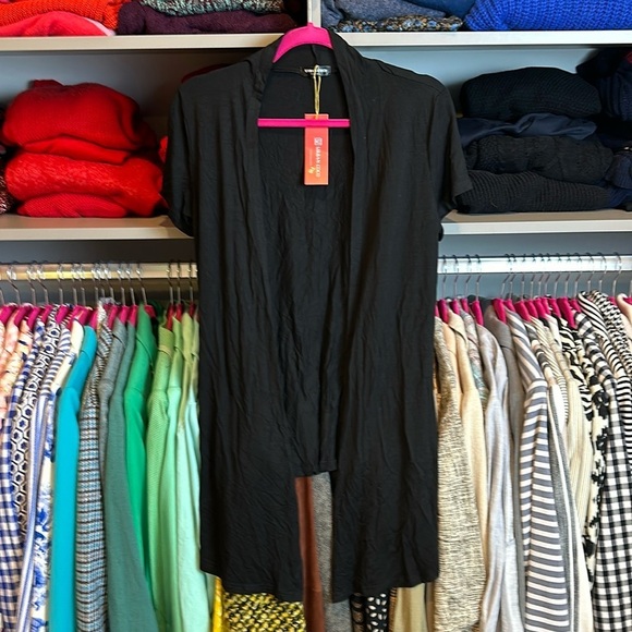 Urban Coco black short sleeve open front cardigan size S NWT - Picture 1 of 3
